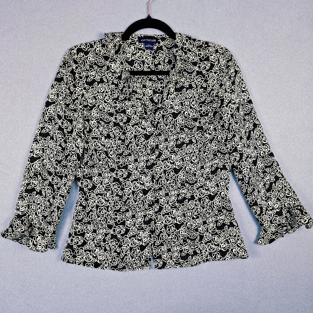 Ann Taylor Silk Black and White Floral Blouse Size 4